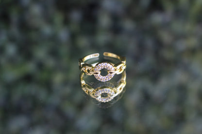 Anillo Dorado Cadena y Zirconias